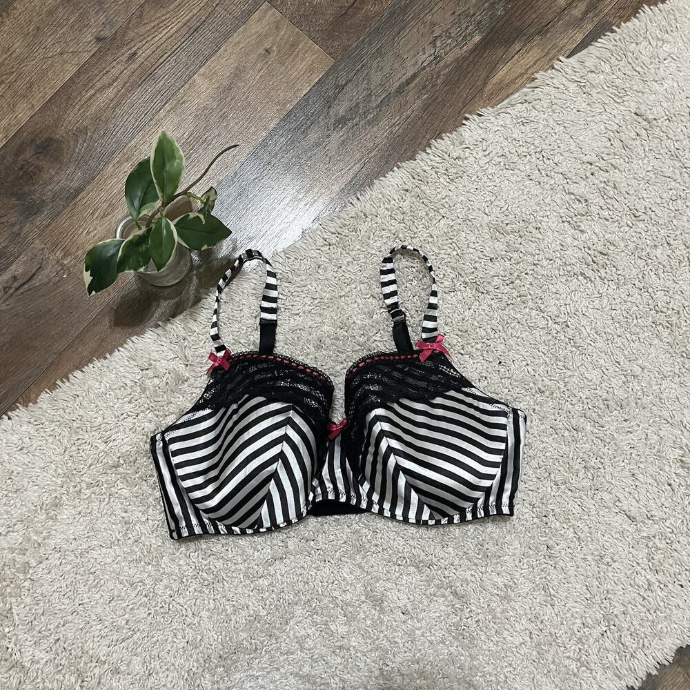 Cacique Lane Bryant Size 38DD Black White Striped Satin Lace Underwire Bra